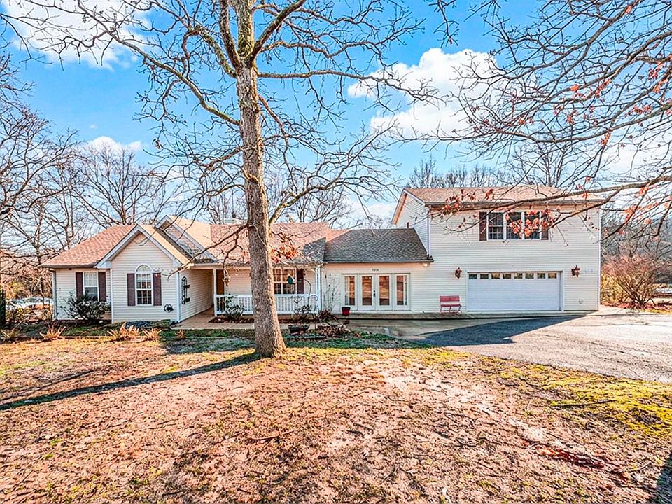 1st image of 3995 Glen Lily Rd