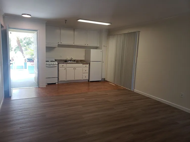 Aeg 55+ Senior Property in the Heart of HIllcrest — Photo 13