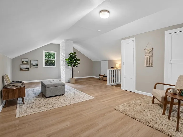 1770 Kent St #1770 — Photo 15