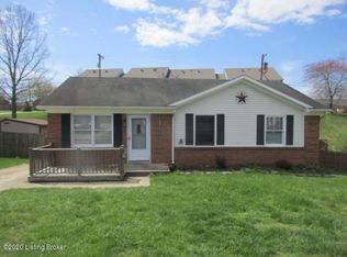 1510 Woodcreek Ct, La Grange, KY 40031