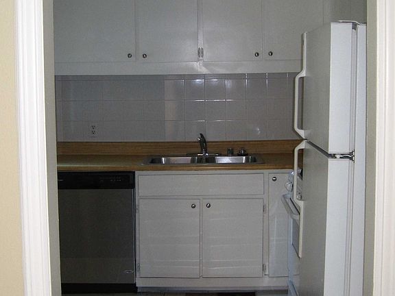 3rd image of 1001 W Stevens Ave Unit 251