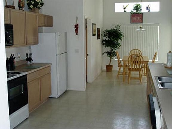 3rd image of 457 Julliard Blvd