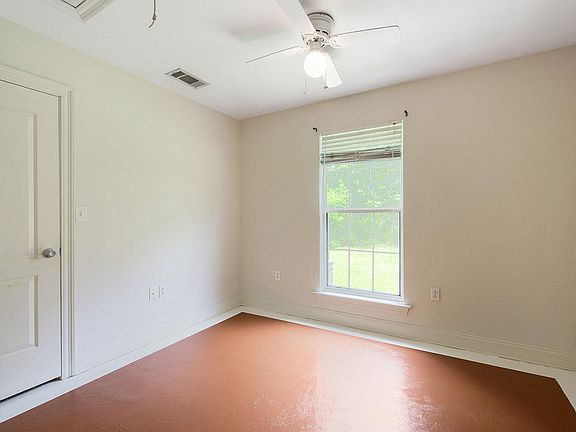 4th image of 47025 Ligia Pl #B