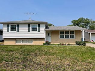 9337 Forrest Dr, Highland, IN 46322