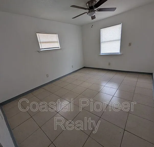 3721 N Whittier St — Photo 50