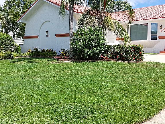 FRONTAL VIEW ONTO DEWEY