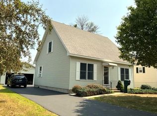 8 Concord Ave, Plattsburgh, NY 12901