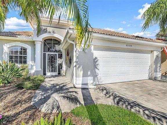 4th image of 6128 Highwood Park LN