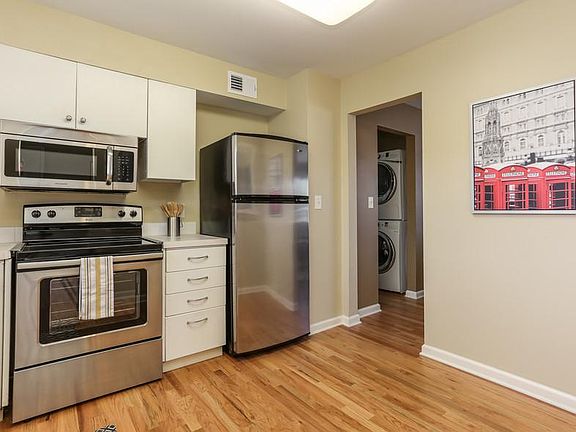 Kitchen w/metal cabinets