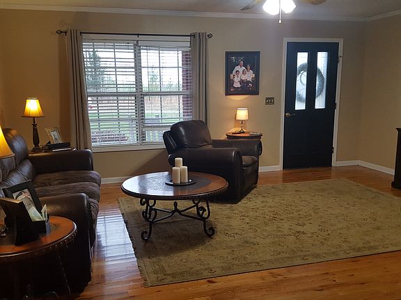 3rd image of 112 Mindy Dr
