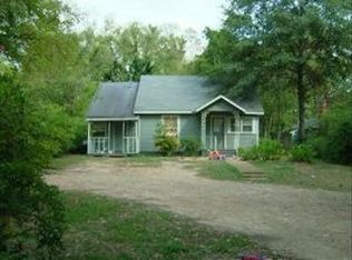 922 Waterworks Rd, Columbus, MS 39701