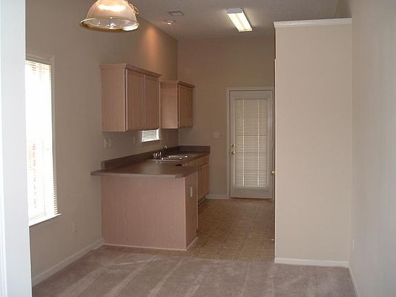 Dining Rm/Kitchen