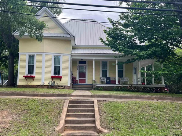 208 N Henderson St, Rusk, TX 75785