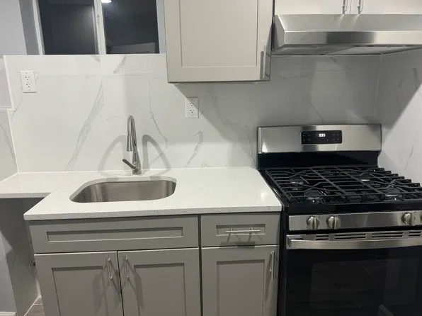 (undisclosed Address), Staten Island, NY 10312