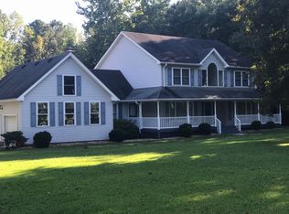 6960 Mill Creek Dr, Zuni, VA 23898
