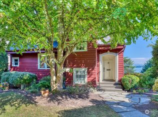1720 Evergreen Pl, Seattle, WA 98122