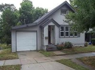 208 N 12th St, Marshalltown, IA 50158