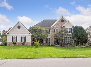 10459 Raleigh Rd, Woodbury, MN 55129