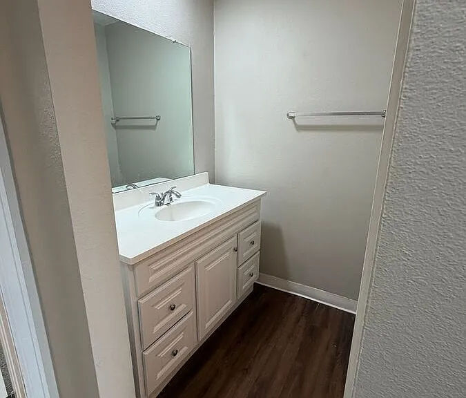 1065 Saulsbury St #101 — Photo 10