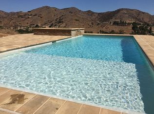 1910 Harbison Canyon Rd, El Cajon, CA 92019