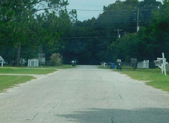 3rd image of 114 Pineview Dr
