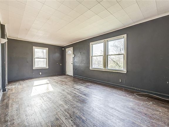 4th image of 4204 E 69th St