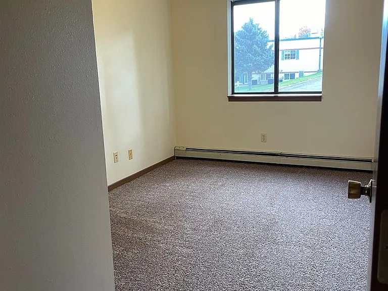 1703 University Dr SE #204 — Photo 32