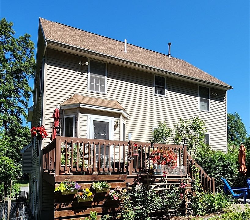 1st image of 7 Tree Top Way