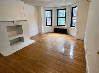 289 Newbury St APT 2, Boston, MA 02115