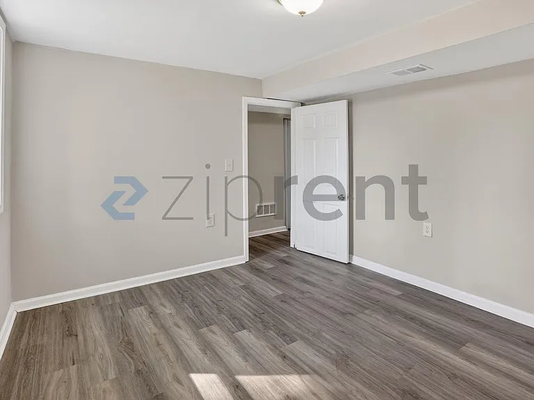 586 Oakside Dr SW #B — Photo 20