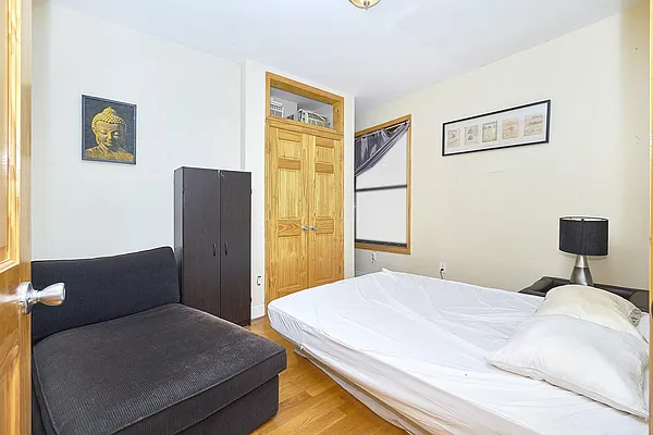 Rented by Keller Williams NYC | media 51