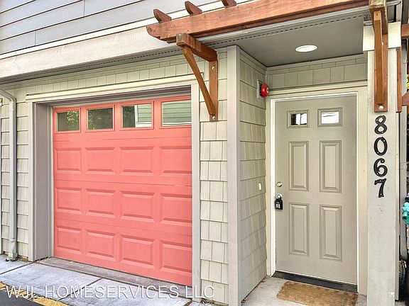 4th image of 8067 165th Ln NE