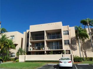 10525 SW 112th Ave APT 104, Miami, FL 33176