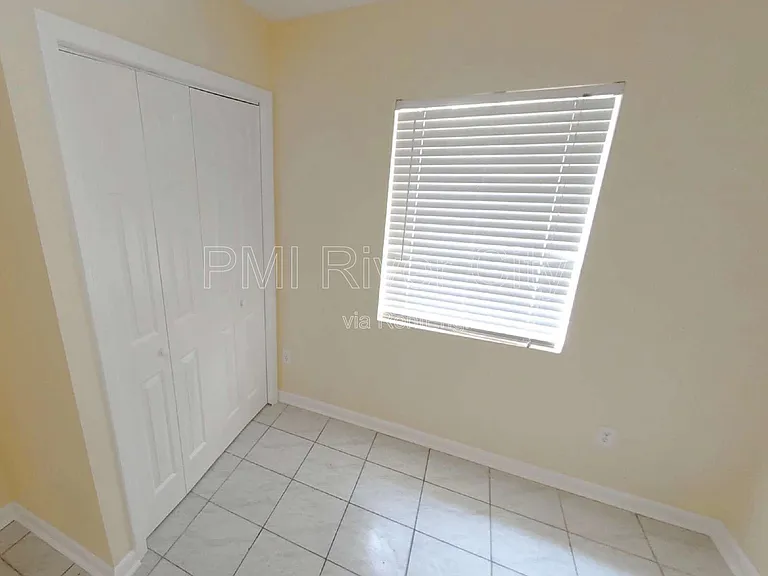 7923 Berry Ave — Photo 9