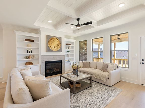 5th image of 1004 Pheasant Run Ct