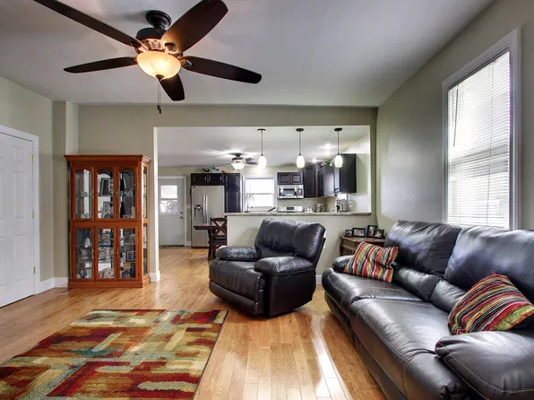 5314 Pinecrest Dr, Mount Olive, AL 35117
