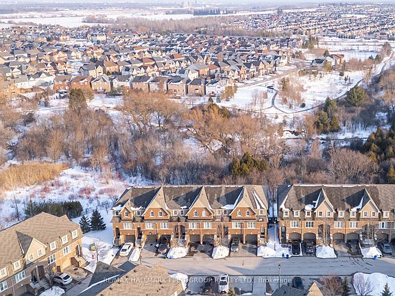 2nd image of 31 Reevesmere Ln