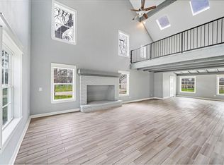 1635 Pony Ln, Wallis, TX 77485