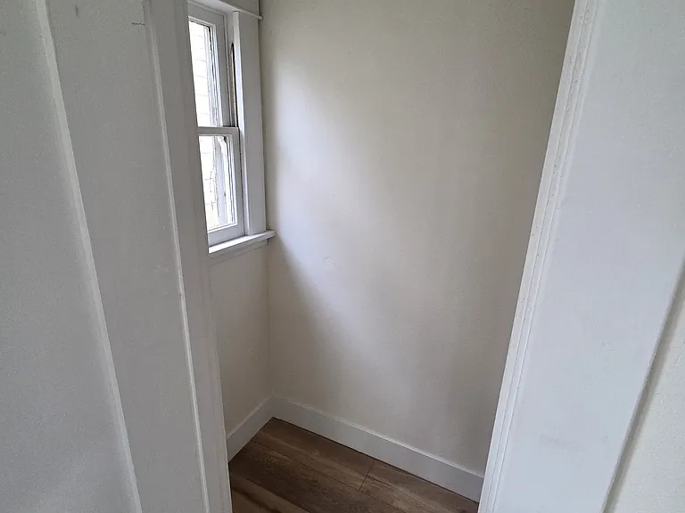 1345 S Flower St — Photo 20