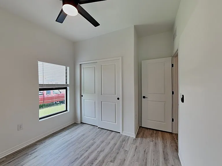 5212 28th St SW — Photo 26
