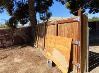 1225 Water St #C, Bakersfield, CA