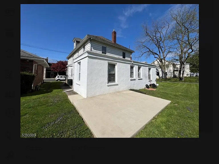 823 Columbus Ave #A — Photo 8