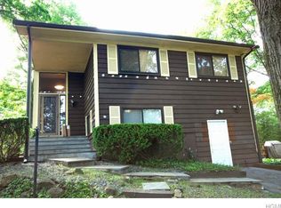 111 Juniper Hill Rd, White Plains, NY 10607