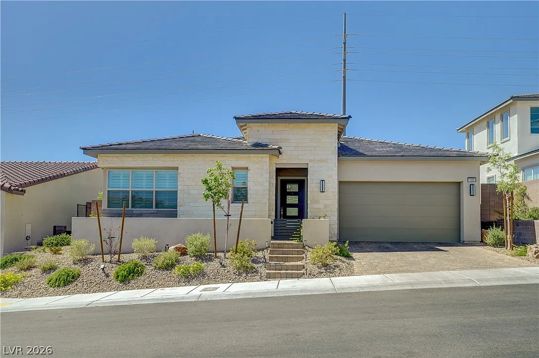 3 bed, 2.5 bath, 2053 sqft, $3,950 — Photo 1