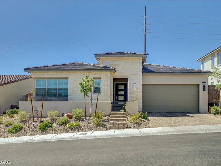 11803 Giroma Ave — Photo 1