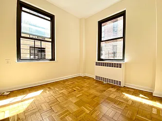 Rented by Manhattan Realty Group
