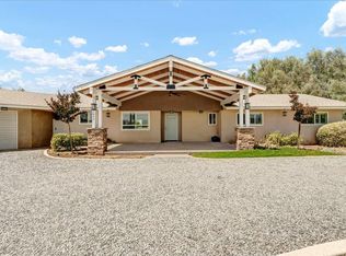 1635 N Elberta Rd, Exeter, CA 93221