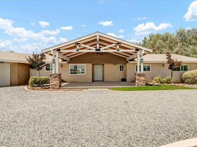 1635 N Elberta Road, Exeter, CA, 93221