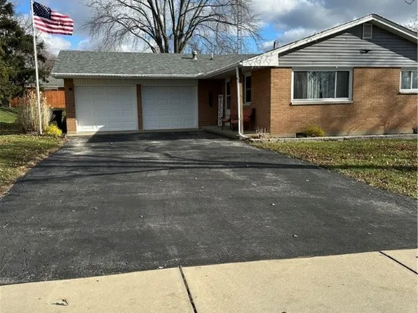 1233 Donald Dr, Greenville, OH 45331