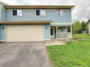 1830 Delaware Dr, Sun Prairie, WI 53590